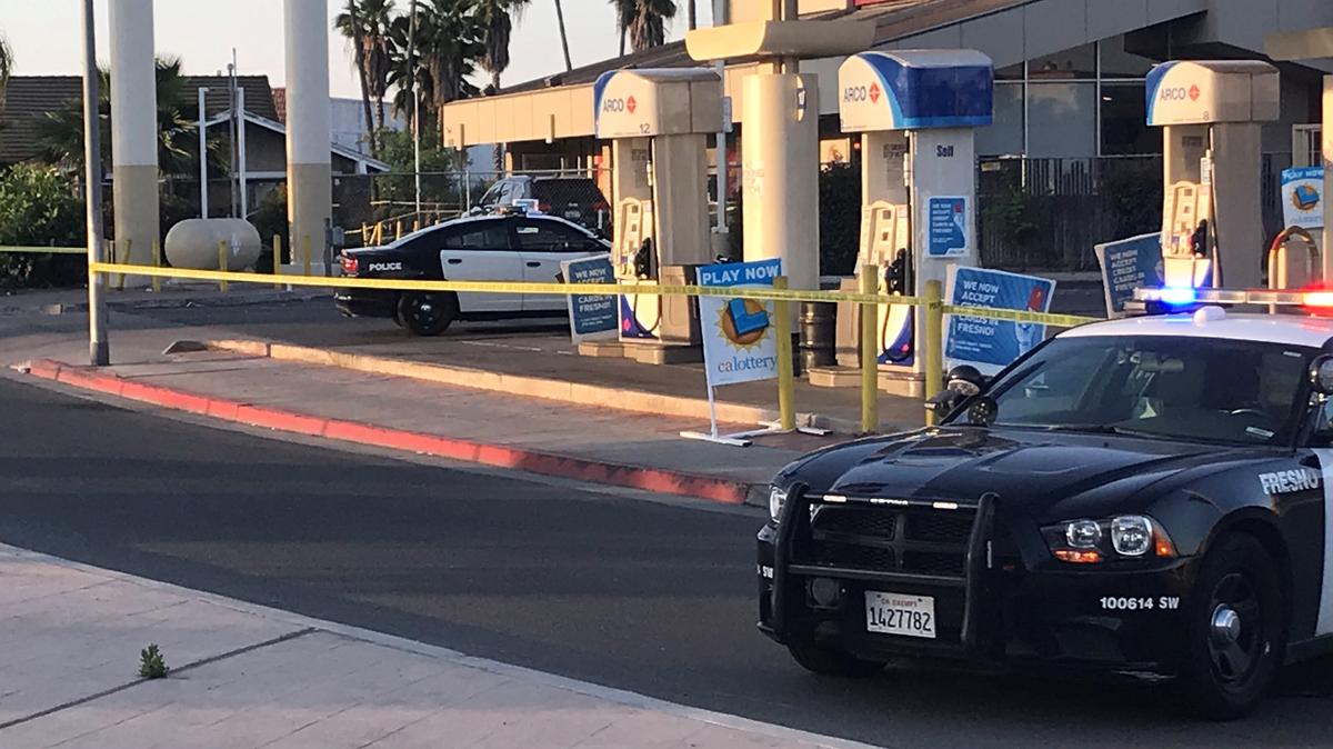 Police investigate a shooting early Sunday near Parkway and Olive avenues on June 2, 2019.