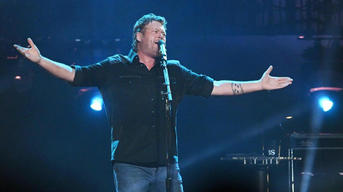 Country music star Blake Shelton brought the honky tonk back to Fresno’s Save Mart Center