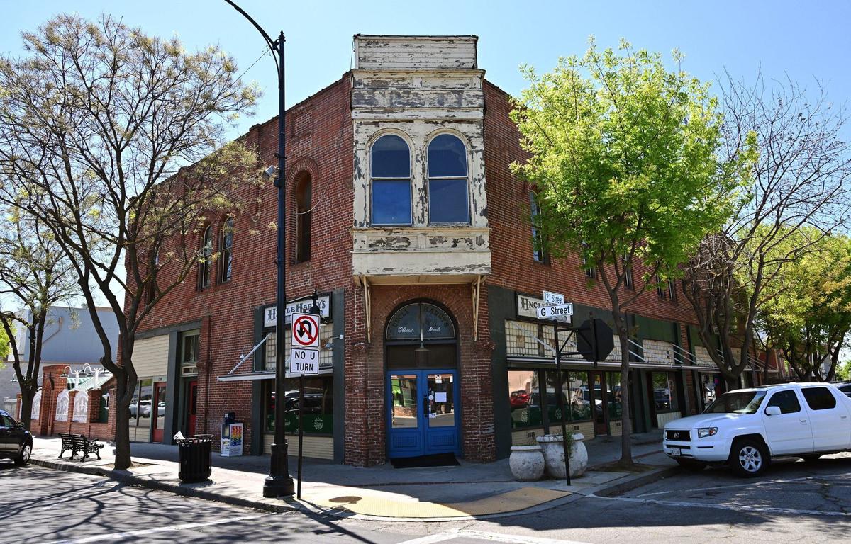 A downtown Reedley fixture Uncle Harry’s Classic Meals, located at G and 12th streets, is now closed.
