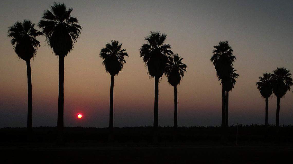 Smoke from the Ferguson Fire at Yosemite National Park makes skies above Fresno murky in 2018.