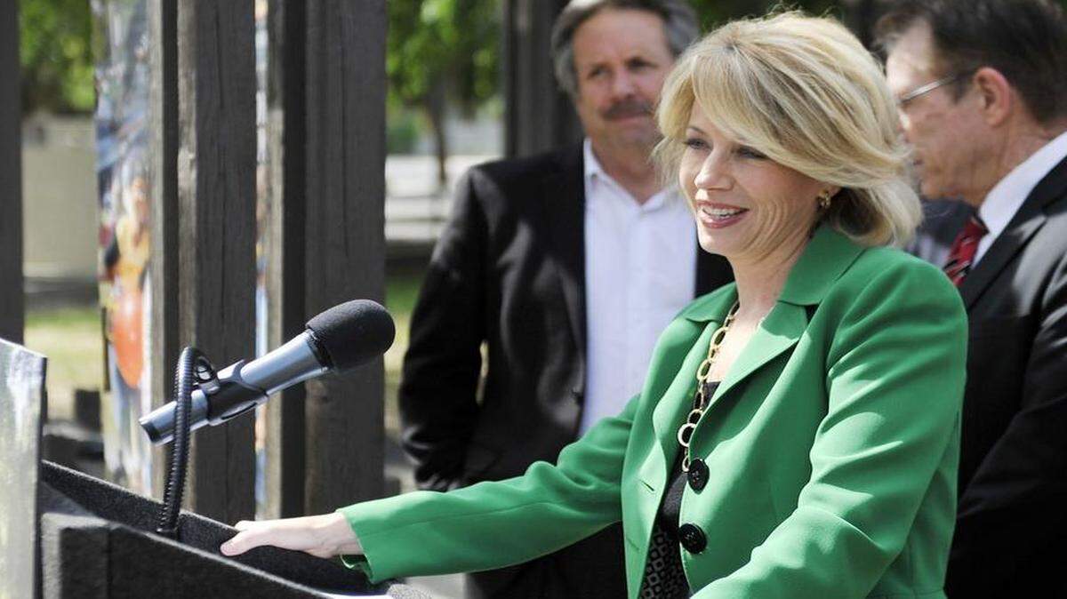 Fresno Mayor Ashley Swearengin, seen in a May 2015 file photo, said on Tuesday, Nov. 10, 2015 that she supports beefing up a series of proposed changes pushed by City Council members who said they were unaware of bonuses and deferred compensation packages handed out by the mayor and her administration.