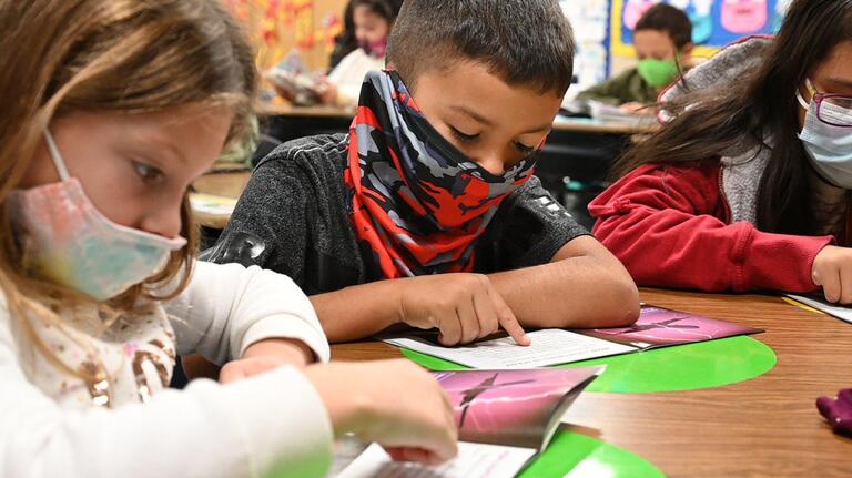 This Fresno-area school turned reading scores around. How parents can help students