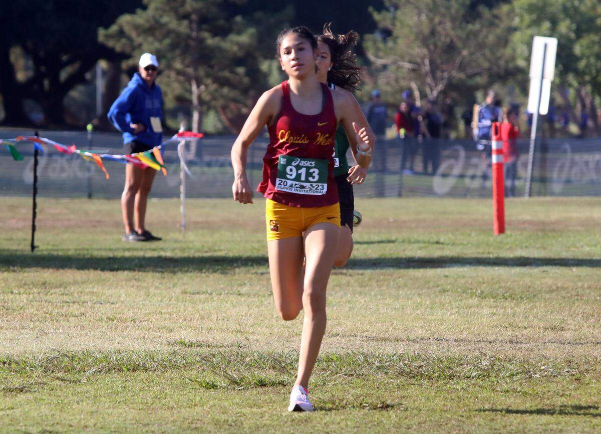 Clovis West sophomore Cameron Macías placed 15th in 17:59.7 in the Bill Buettner invitational flight of the 44th annual ASICS Clovis Invitational at Woodward Park on Oct. 7, 2023.