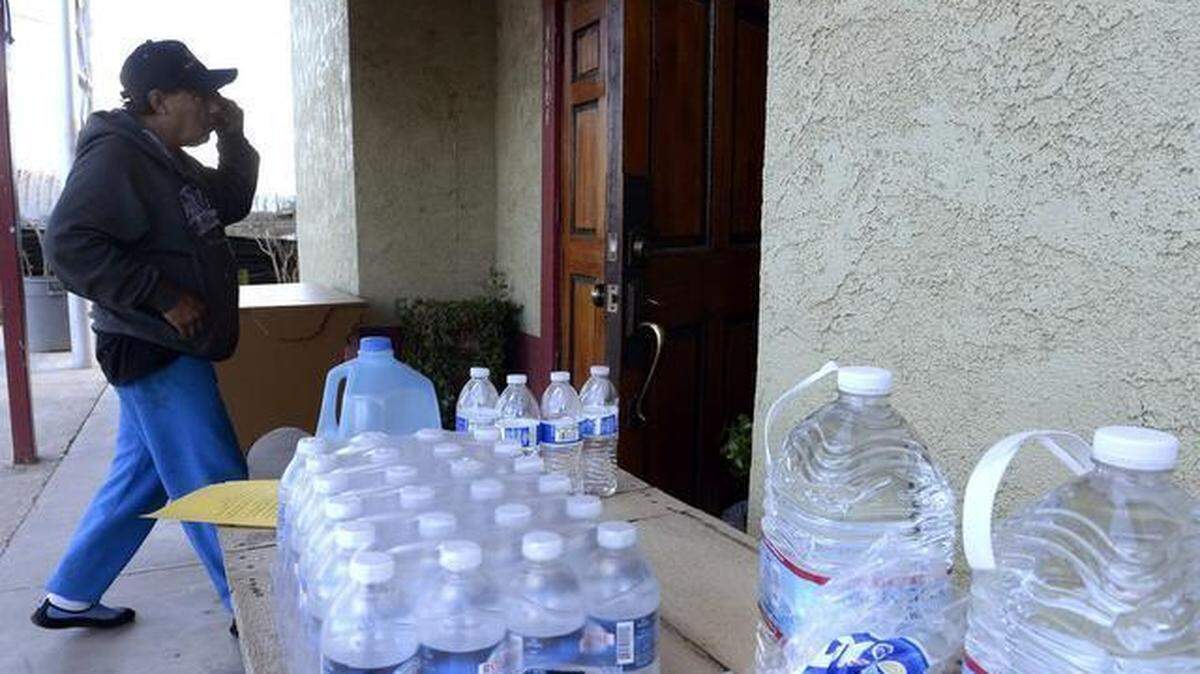 Cantua Creek residents have been getting bottled water from the State Water Resources Control Board since 2015, since even after treatment, the water isn’t always considered safe to drink.