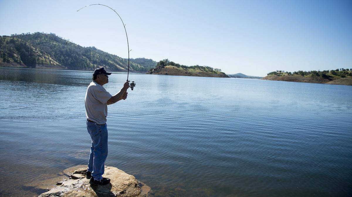 MID owns and operates Lake McClure on the Merced River, and delivers water to about 2,200 growers farming on approximately 132,000 acres in eastern Merced County.