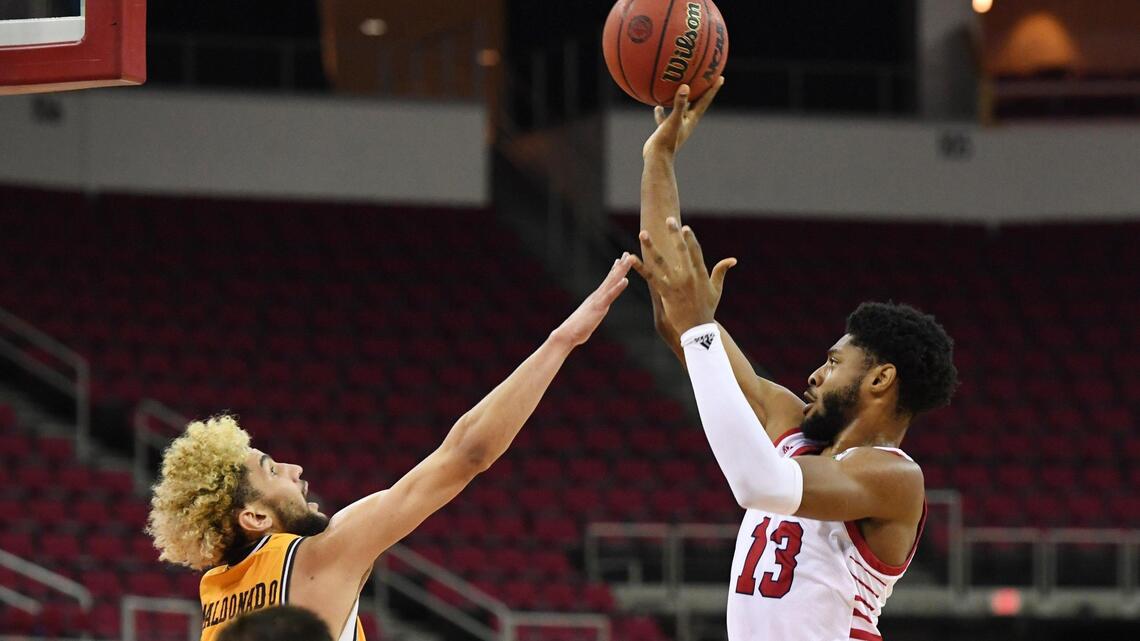 Bulldogs don’t make many plays, but two in OT send them to win over New Mexico