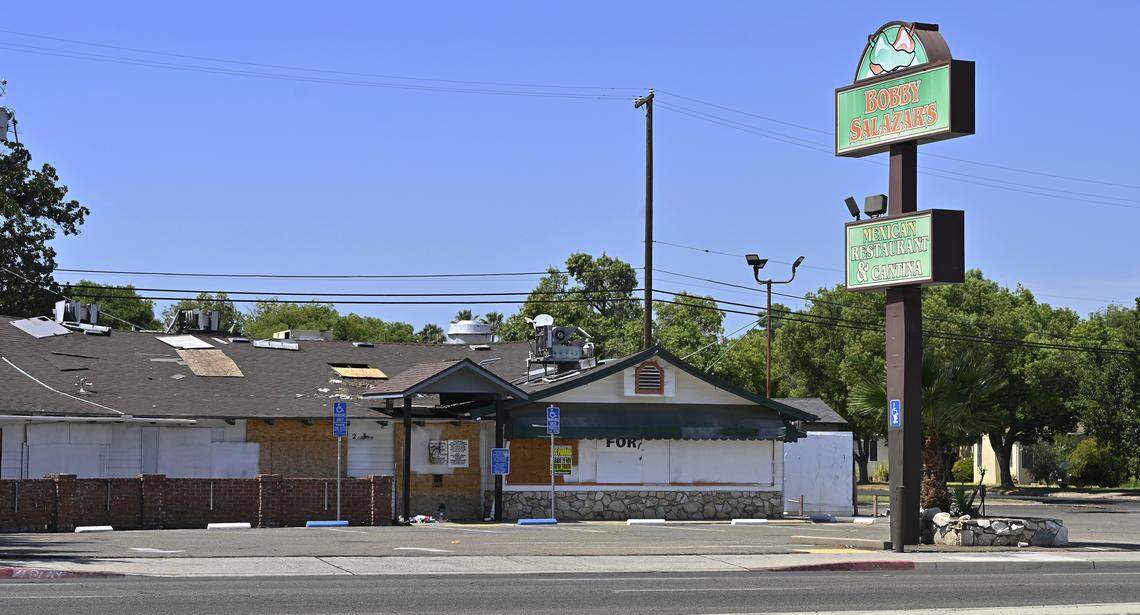 Bobby Salazar’s Mexican Restaurant, permanently closed, shows signs of a fire at its location on Blackstone Ave. just south of Shields Ave. Tuesday, Aug. 26, 2025 in Fresno. Fresno restaurant operator Robert “Bobby” Salazar, 63, has been arrested on a federal complaint for arson of commercial property and arson in furtherance of a felony for directing a motorcycle gang member to set fire to an underperforming restaurant property, U.S. Attorney Eric Grant announced.