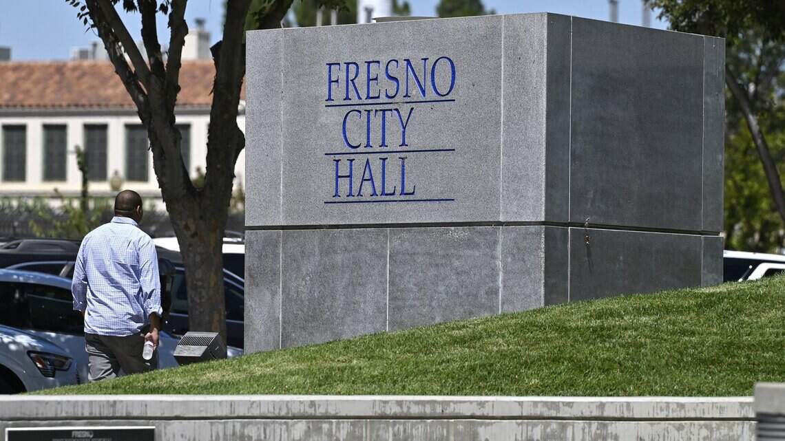 Fresno debated term limits 25 years ago. How it was connected to a major city scandal
