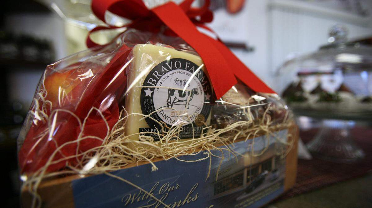 A gift basket for local businesses is a specialty at California Gourmet Co., formerly called Bouquet of Fruits, in this Fresno Bee file photo . The business has closed its location in the Pavilion West Shopping Center on Bullard Avenue