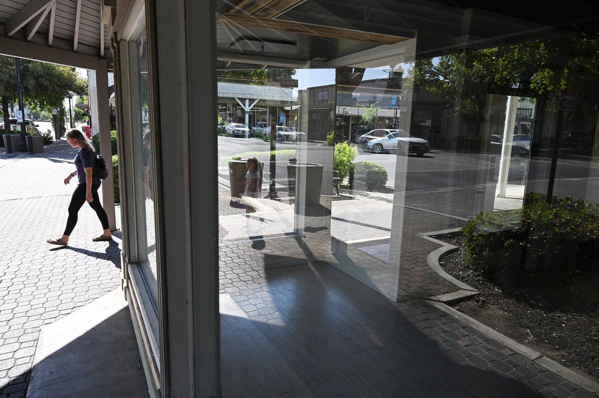 The former Madeleine’s Bridal Boutique on Pollasky Avenue in Old Town Clovis is vacant. Madeleine’s has moved to 325 Clovis Avenue.