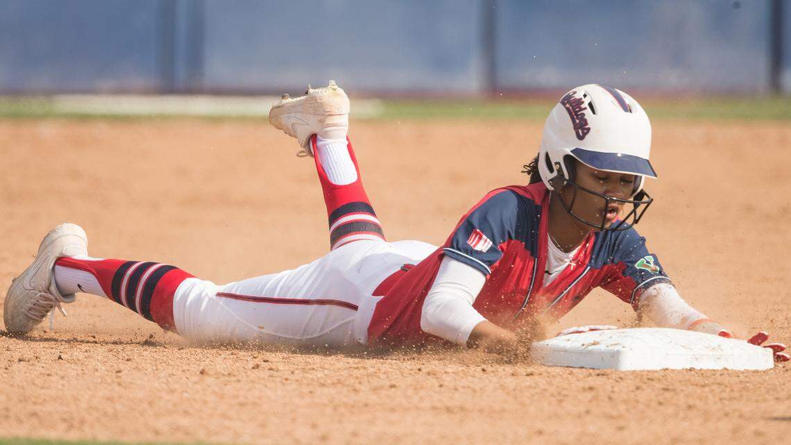 Fresno State outfielder McKenzie Wilson hit .393 last season with one home run, 20 RBI, and 48 runs scored and was the first Bulldogs’ player to to be honored as the freshman of the year in the Mountain West Conference.