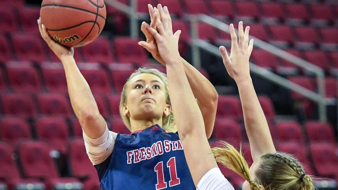 Bulldogs in high gear, score 90 or more for third straight game in racing by Utah State