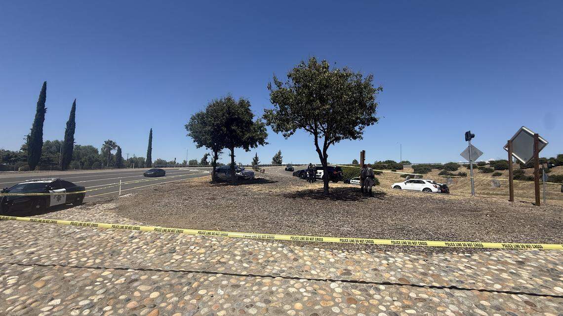 Update: Clovis man killed in solo vehicle crash into Hwy 168 guardrail identified