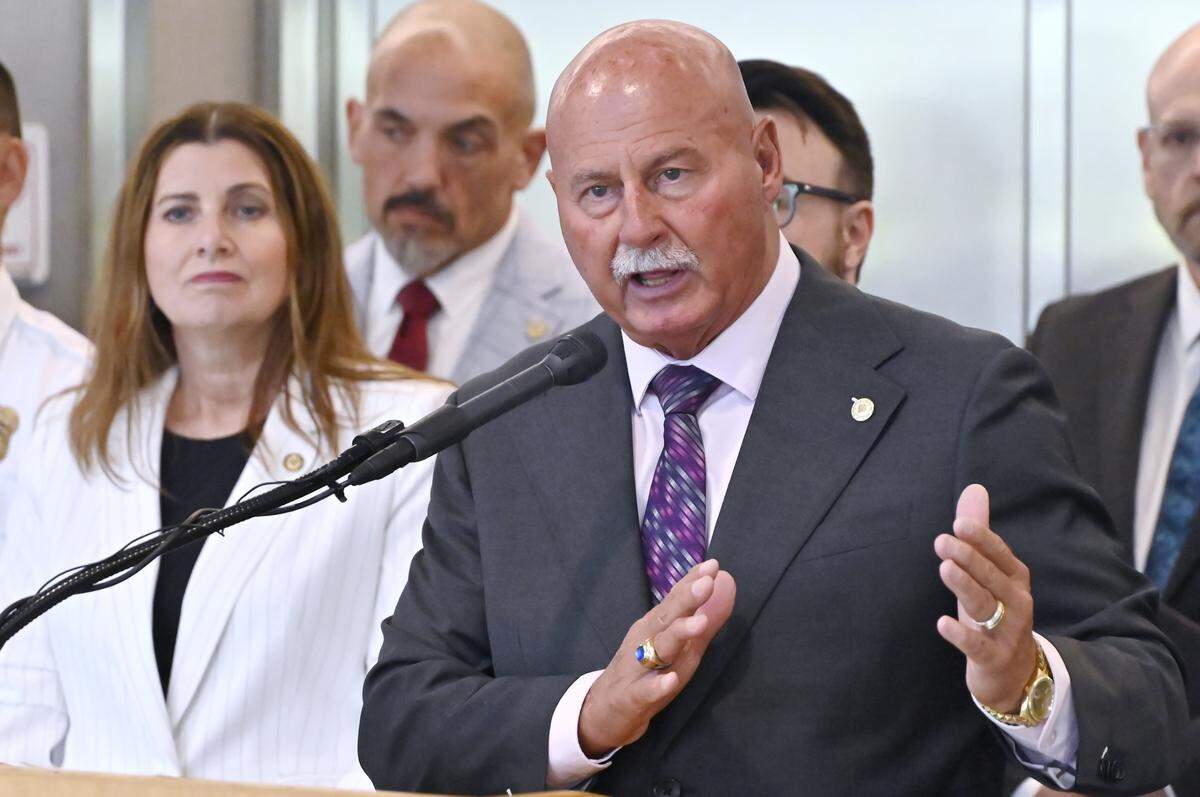 Mayor Jerry Dyer presents the Fresno City 2027 budget to the media a during a press conference Wednesday, May 13, 2026 in Fresno.