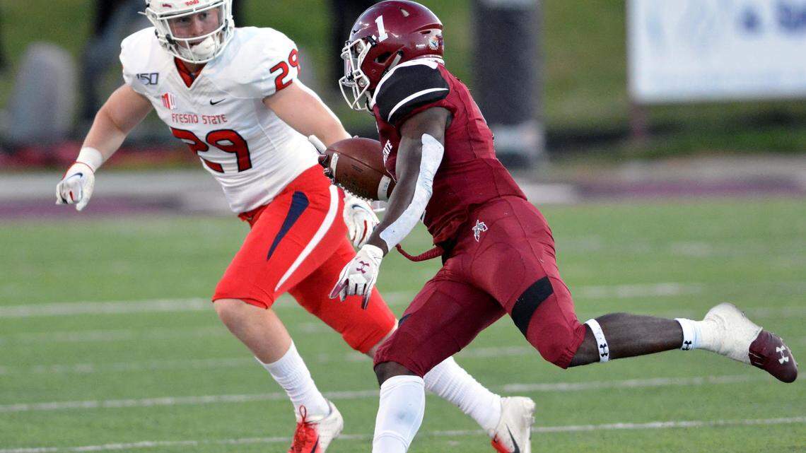 Fresno State linebacker Justin Rice, lining up a tackle in the Bulldogs’ victory at New Mexico State last season, is on the watch list for the Bronko Nagurski Trophy and Chuck Bednarik Award.