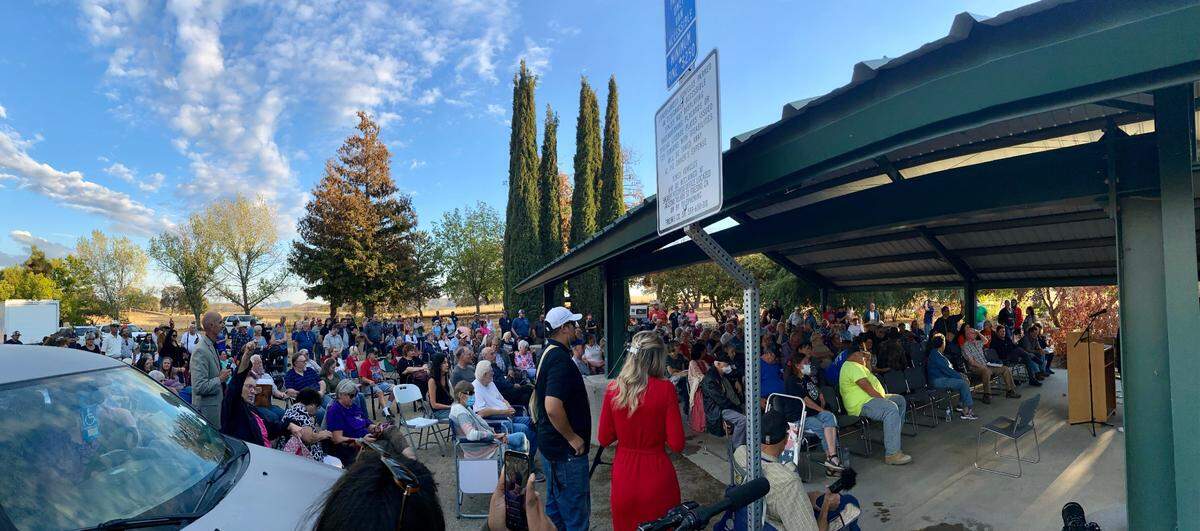 A panorama showing most of the large crowd that attended a Sept. 20, 2022 meeting in Squaw Valley, California, about proposals to change the Fresno County town’s name.