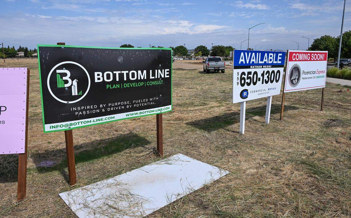 Signs show development coming soon to the lot northeast of Temperance and the 168 freeway in Clovis, which will soon break ground on a number of new retail businesses including Phoenician Express, 7-Eleven, Kuppa Joy and Chipotle.