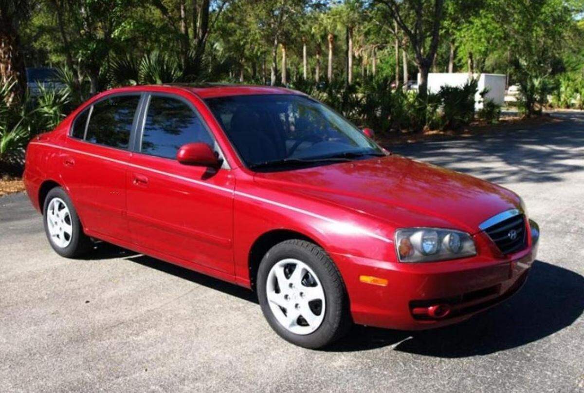 Steven Weir drives a red 2005 Hyundai Elantra with the license plate 5SKT544, according to the alert. NOT THE ACTUAL CAR SHOWN