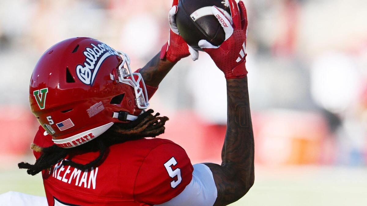 Fresno State wide receiver Josiah Freeman makes the catch for the Bulldogs’ first touchdown against Washington State Saturday, Oct. 12, 2024 in Fresno.