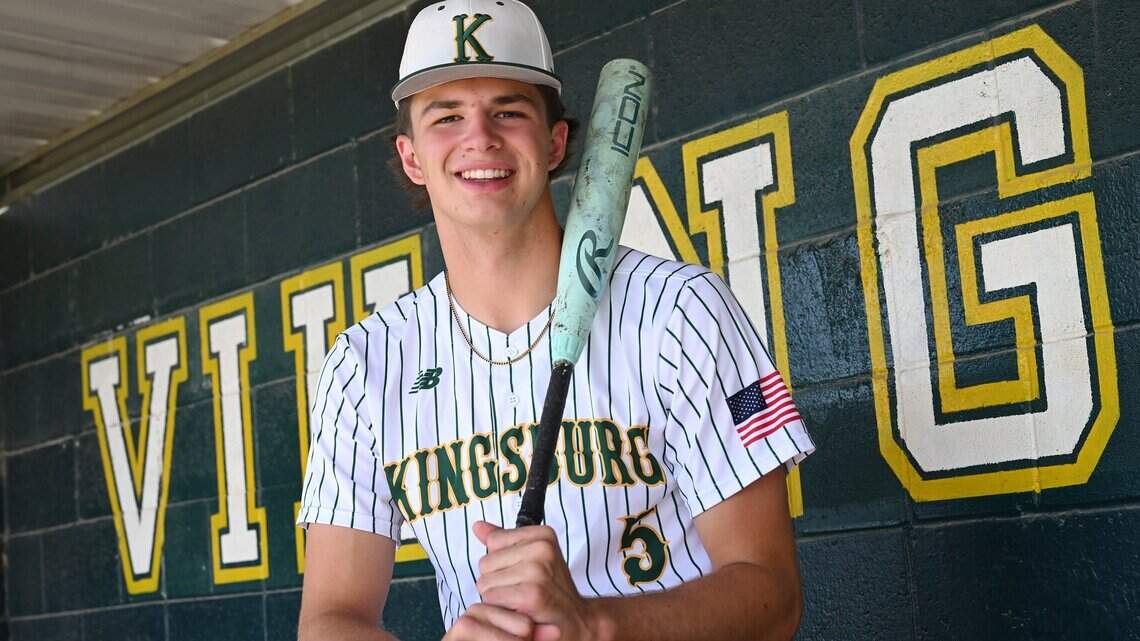 Fresno Bee prep baseball player of year signs pro contract with Atlanta Braves