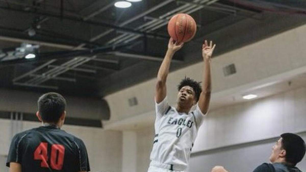 Orion Tomlinson wins the fans vote for the Boys Basketball Player of the Year.