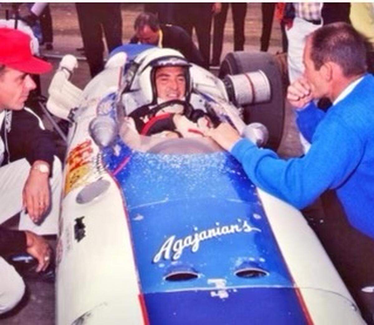 Fresno native Bill Vukovich Jr., part of a prominent but tragic auto racing family that competed in the IndyCar series, died from pneumonia at 79 years old.