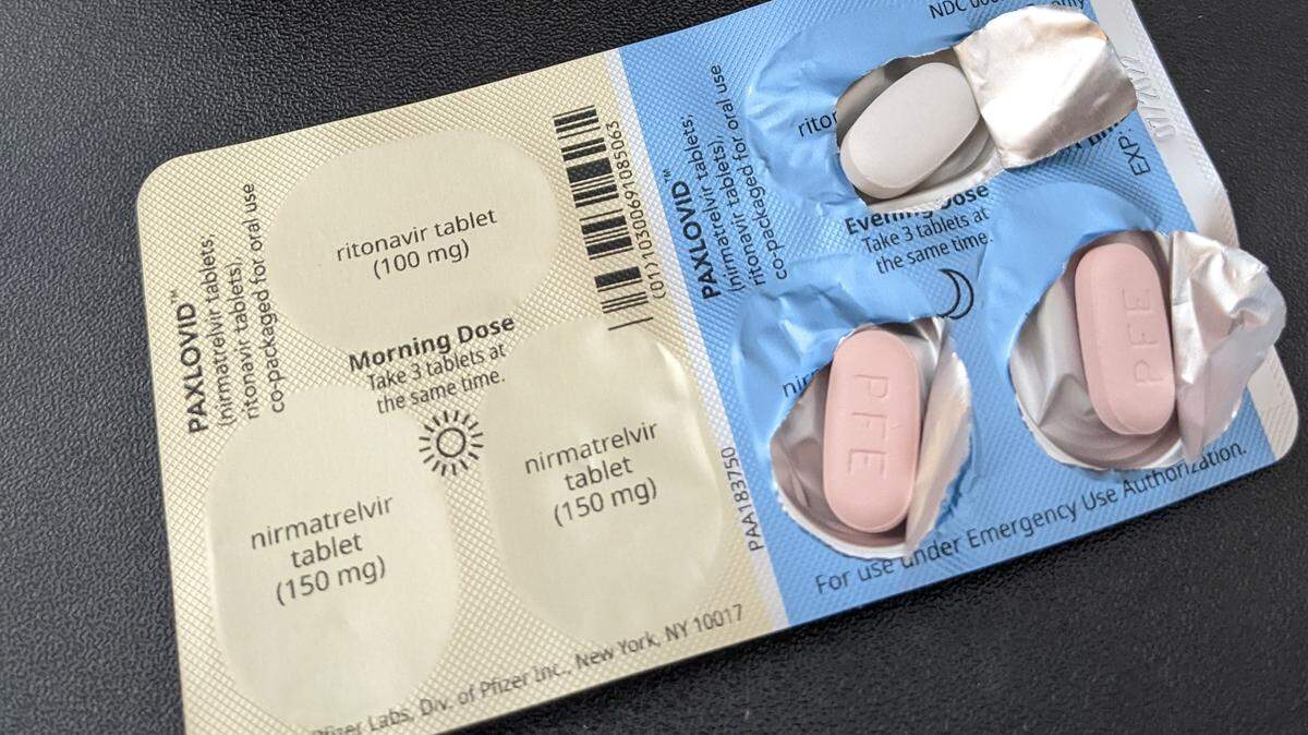 A blister pack of the COVID-19 anti-viral drug Paxlovid, revealing the two types of pills that make up the treatment.