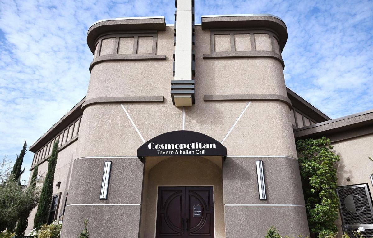 Cosmopolitan Tavern & Italian Grill, located in downtown Fresno, has been welcoming customers for decades. Photographed Friday, Oct. 25, 2024.