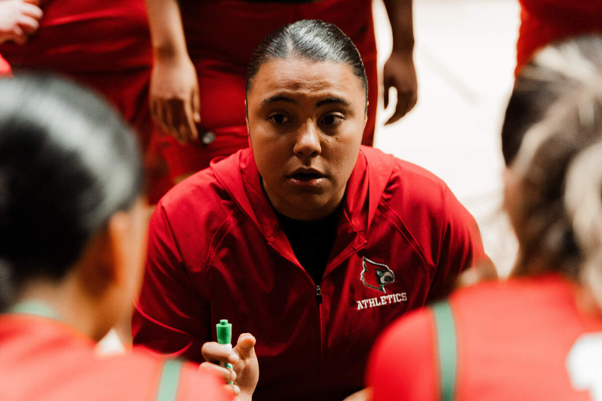 Lindsay coach Christina Castro talks to her team.