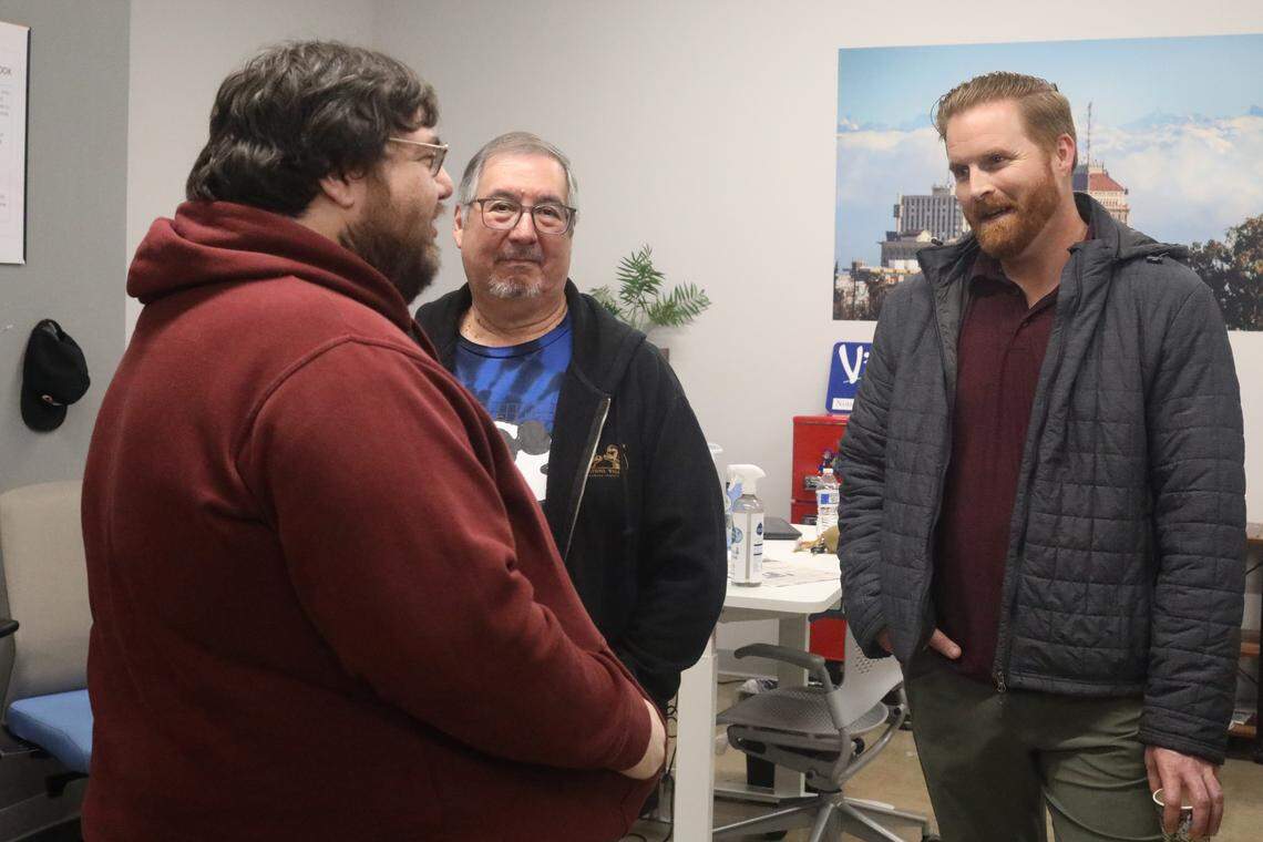Community members had the opportunity to meet reporters and editors and take photos with Bee's mascot Scoopy while enjoying pan dulce and hot chocolate.