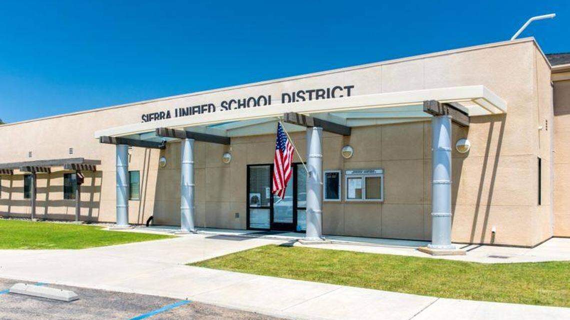 Fresno County’s Sierra Unified schools shut down its campuses Monday, ordering all students to return to distance learning as the district struggles with teacher and staff shortages during the latest wave of coronavirus infections.