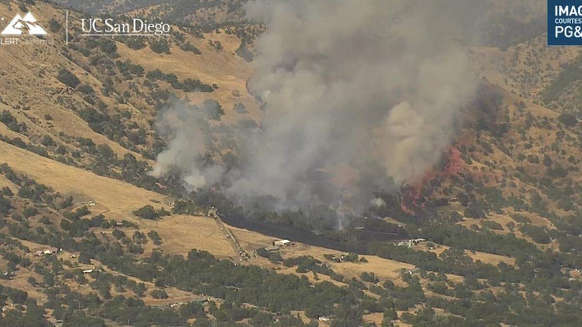 A wildfire started in Yokuts Valley on Monday, June 2, 2025.
