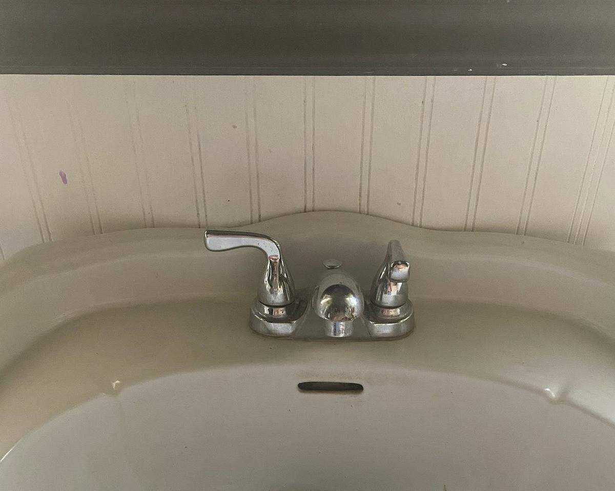 Nishea Balajadia used her tub as a sink when the sink in her only bathroom didn’t work for months.