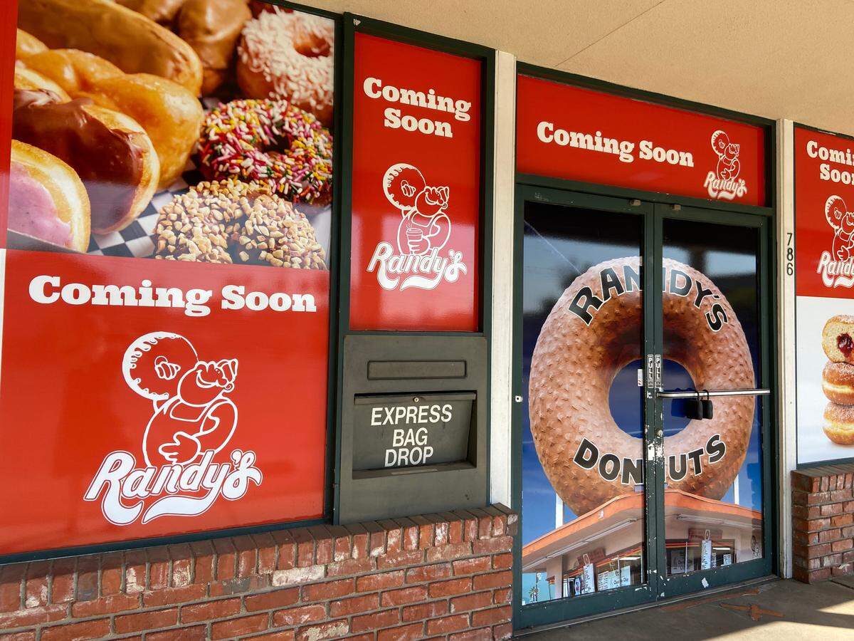 The Randy’s Donuts at Palm and Bullard avenues is aiming for a late October opening.