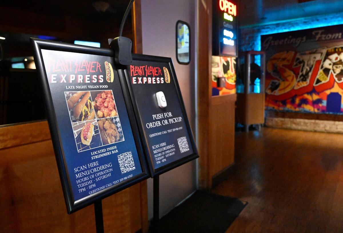 Plant Slayer Express customers can call for their order through a push button inside Strummer’s. Co-owners Gina Perez and Jeremy Brownstein offer late night vegan options including a large selection of vegan hot dogs for late-night eaters.