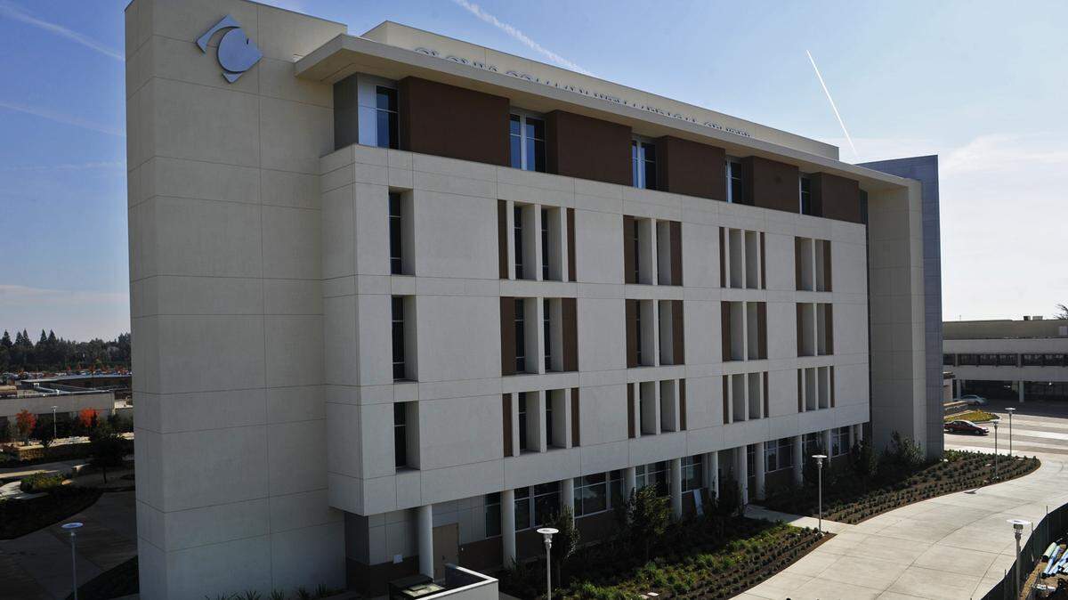A case of the measles has been confirmed in Fresno County. The infected person visited the emergency room at Clovis Community Medical Center from 10:30am – noon Wednesday. The infected individual also visited the JF Urgent Care Center located at 5088 N. Fresno St. from 2:00 p.m. – 5:30 pm on Monday. Exposure to measles would only have occurred on these dates and times, Fresno County’s Department of Public Health said.