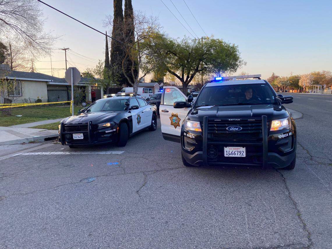 Police investigate the fatal shooting of a 20-year-old man on Holland Avenue east of Fresno Street in the neighborhood north of Ashlan Avenue.