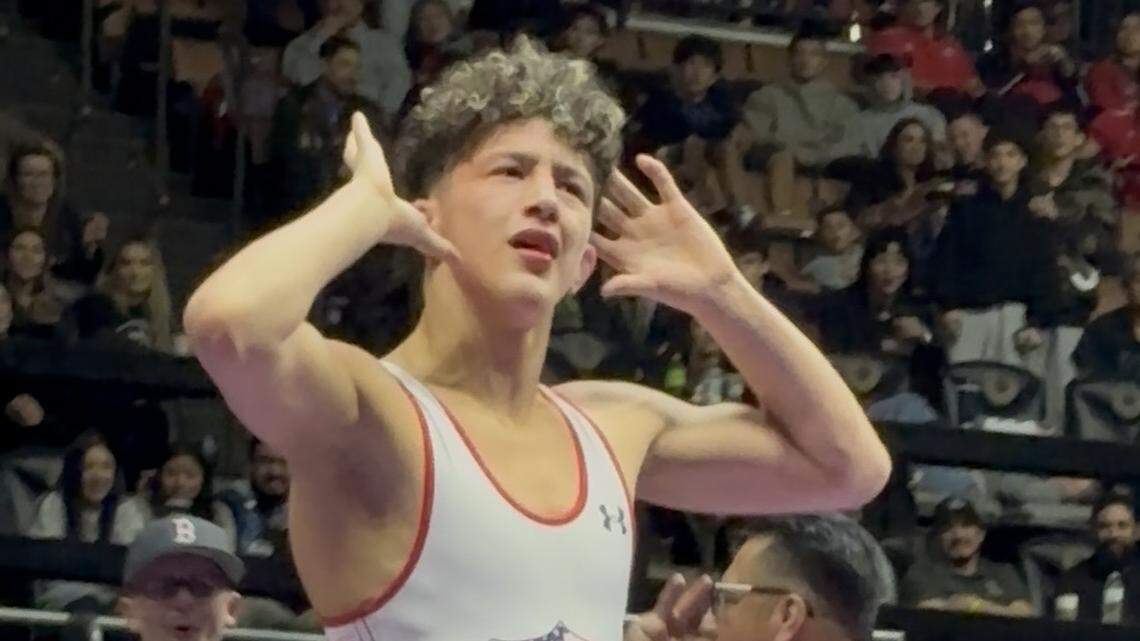 Buchanan claims Central Section Masters title behind gritty comeback at 126 pounds