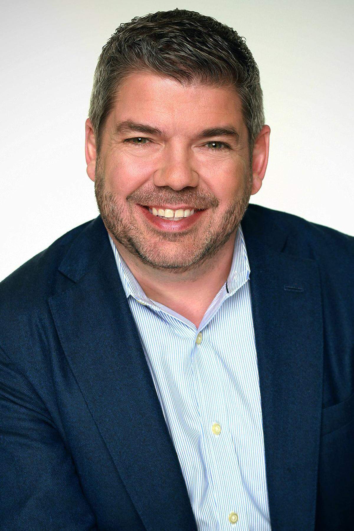 Diego Arámbula, of Fresno, has been appointed to the California State University Board of Trustees.