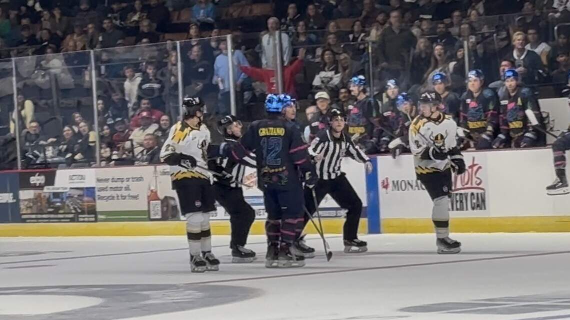 Ice causes cancellation in Stockton, but not in Fresno as Falcons roll past Thunder
