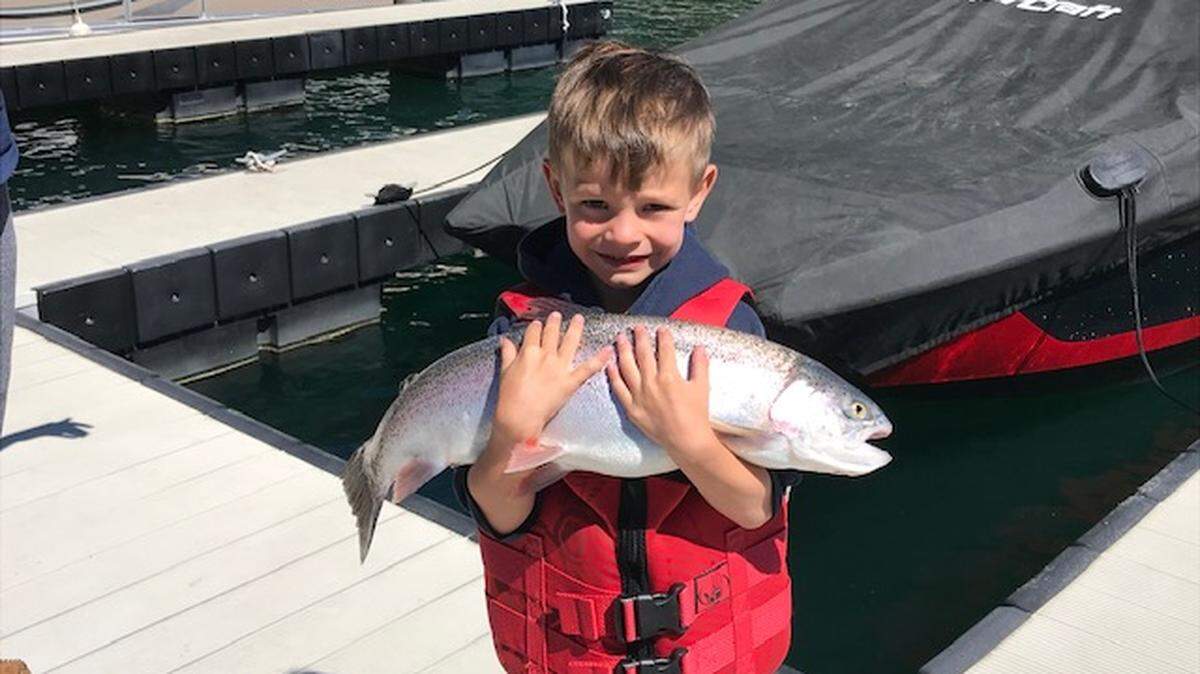 Waylon Babshoff of Kerman caught a fisherman’s dream his first time fishing, reports Shannon Babshoff. Waylon’s first fish weighed slightly under 9 pounds and was 23 inches long with a 14.5-inch girth. He used a pink hoochie at 42 feet depth trolling at Shaver Lake. “Gave a great fight as it almost wore Waylon’s arms out. Hooked for life.”