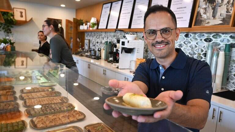 A Fresno corner’s foodie glow up: New restaurants, classic revamps, golden date lattes