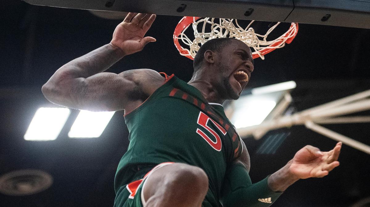 Miami guard Zach Johnson celebrates his winning dunk in the Hurricanes’ 78-76 victory over the Fresno State Bulldogs at the Wooden Legacy tournament Friday, Nov. 23, 2018, in Fullerton.