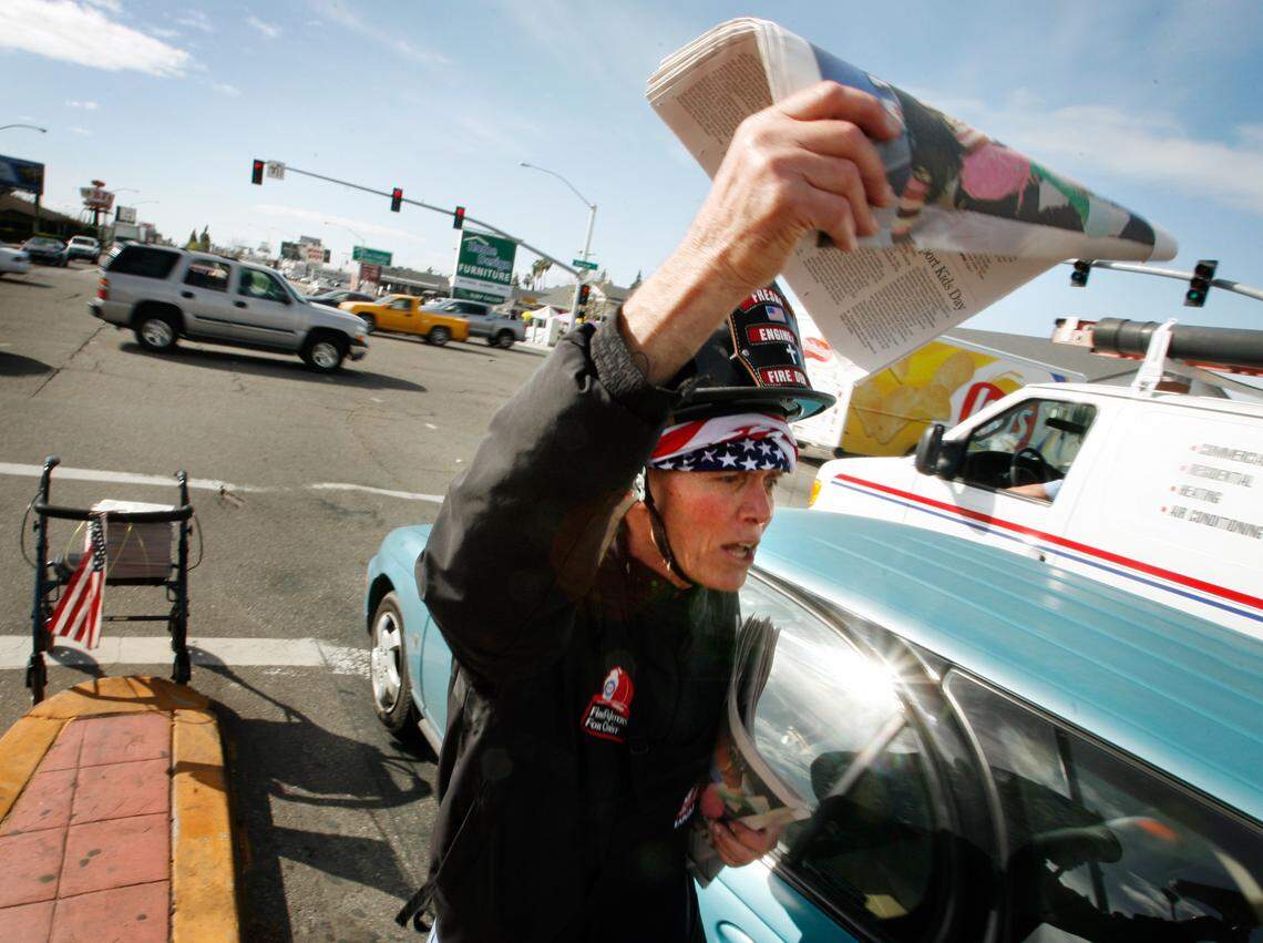 Mickey Kaitangian selling Kids Day newspapers in 2009 as a fundraiser for Valley Children’s Hospital.