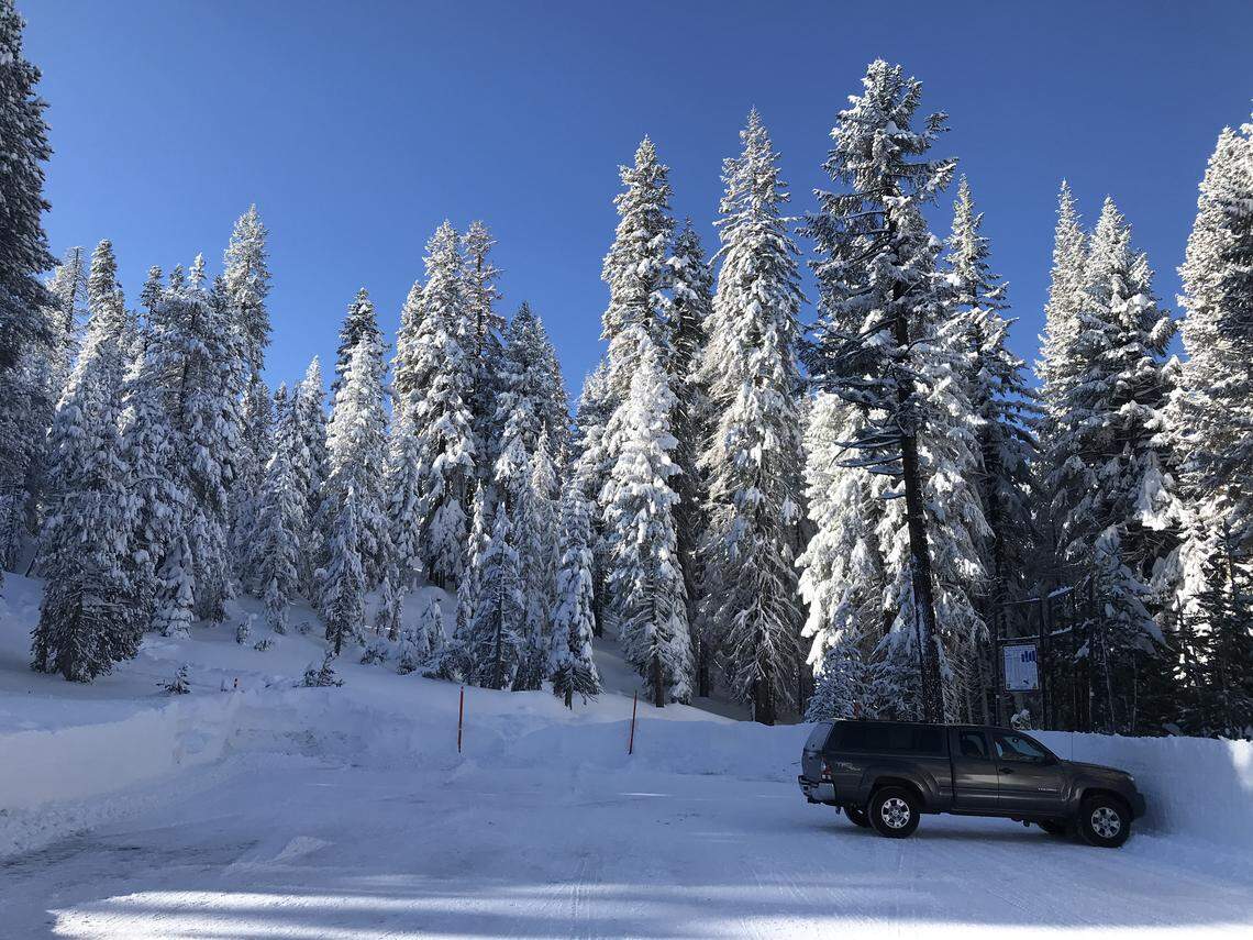 The Coyote Sno-Park along Highway 168 east of Shaver Lake is completely empty at 8 a.m. Sunday, March 4, 2018, except for Bee columnist Marek Warszawski's truck.
