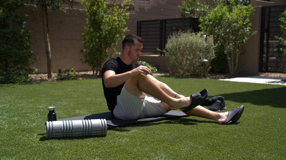 Derek Carr seen here putting on Oofos. He’s been wearing Oofos since his ankle injury in 2016.
