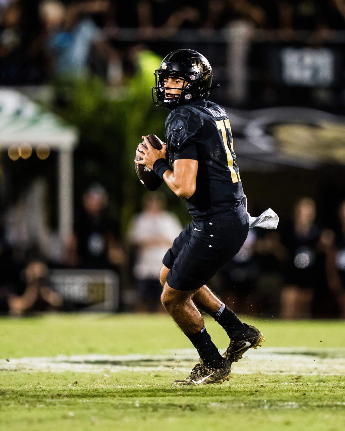 Former Central Florida quarterback Mikey Keene is transferring to Fresno State. Keene played in four games last season, hitting 72.3% of his passes with six touchdowns and only one interception.