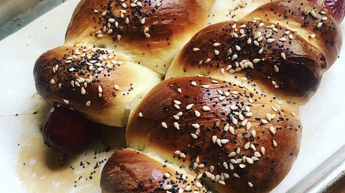 Franklin dogs, hot dogs wrapped in housemade challah bread, are a popular option at Mabel’s Kitchen. The restaurant has moved from its downtown location to a new home inside a car wash in northwest Fresno.