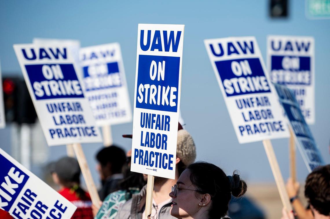 Academic employees strike on the University of California, Merced campus in Merced Calif., on Monday, Nov. 14, 2022.