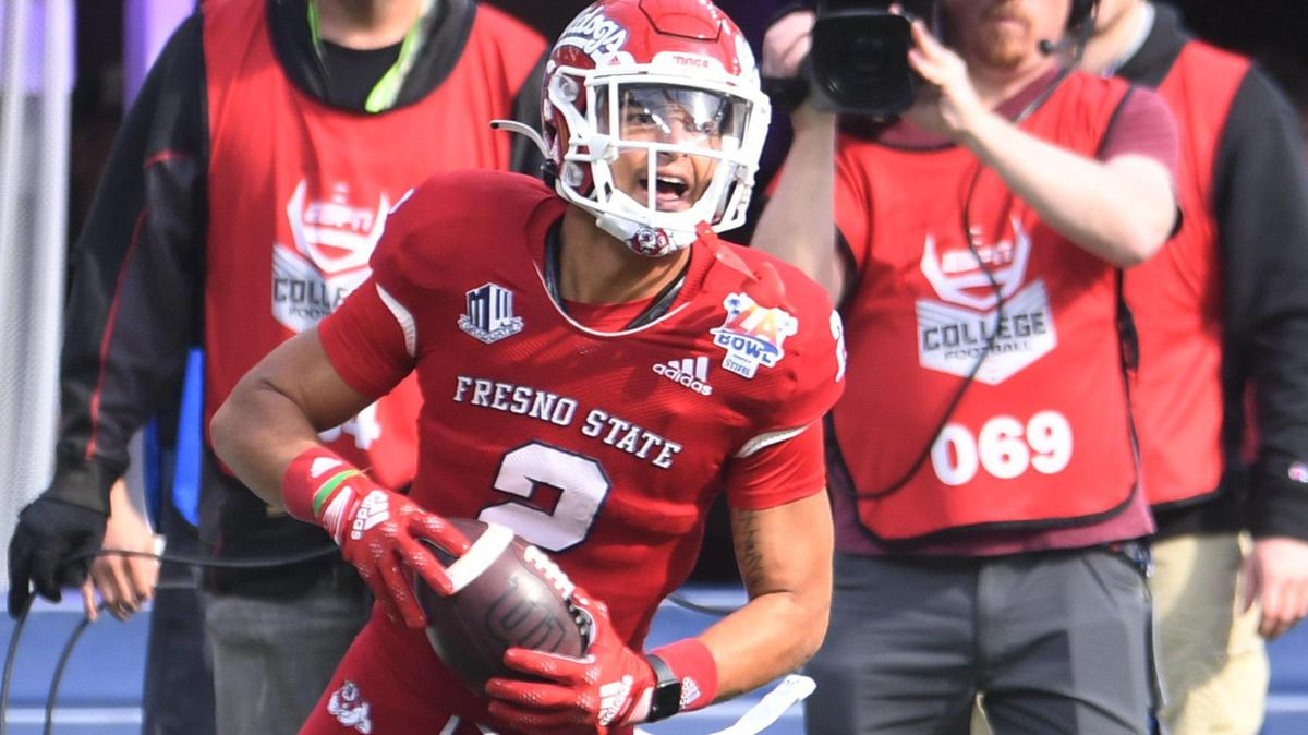 Fresno State’s Zane Pope celebrates his touchdown at the Jimmy Kimmel LA Bowl against Washington State Saturday, Dec. 17, 2022 in Inglewood, CA.